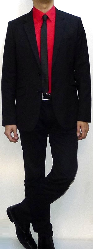 Men's Black Suit Blazer Red Dress Shirt Black Tie Black Belt Black Dress Pants Black Leather Loafers