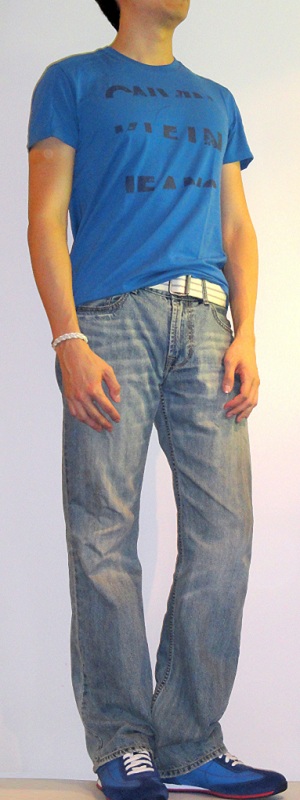 Men's Dark Blue Graphic Tee White Cotton Belt Light Blue Jeans Blue Fashion Sneakers