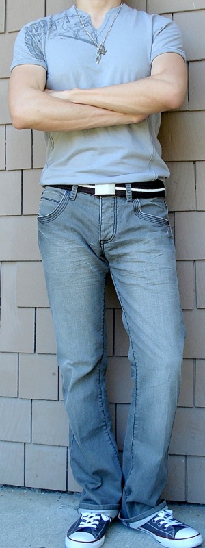 Men's Gray Slit Neck Graphic Tee Gray Jeans Gray Shoes Brown Cotton Belt