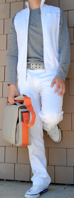 Gray T-Shirt Gray Belt White Vest White Pants Messenger Bag