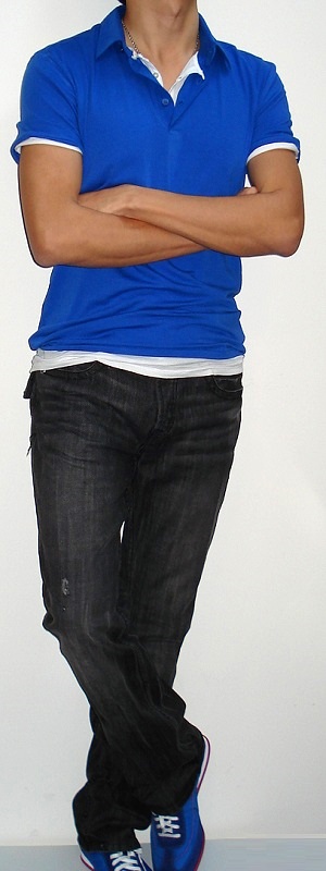 Men's Blue Polo White Short Sleeve T-shirt Black Jeans Blue Sneakers