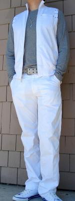 White Vest Dark Gray T-Shirt Gray Cotton Belt White Pants White Shoes