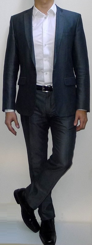 Men's Silver Suit Blazer White Dress Shirt Black Leather Belt Silver Suit Pants Black Dress Shoes