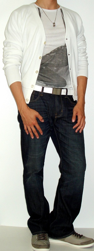 Men's White Cardigan White Graphic Tee White Leather Belt Gray Shoes